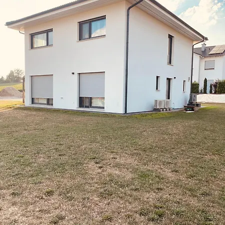 Appartamento Neubau-fewo Fuer Erholung & Aktivurlaub - Idyllische Landschaft Mit Radwegen